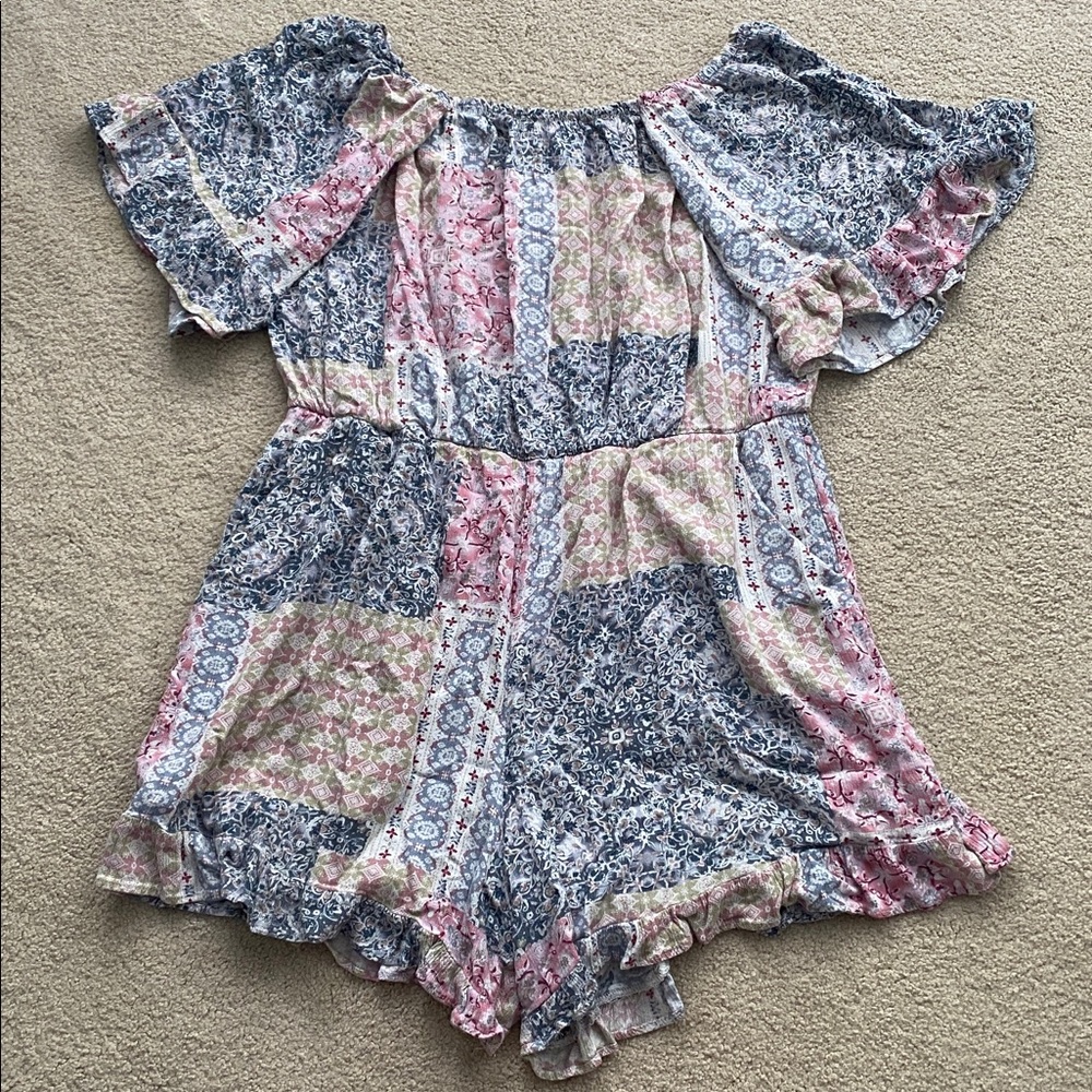 Spin U.S.A. Romper in size XL Graphic. Quilt patchwork design.